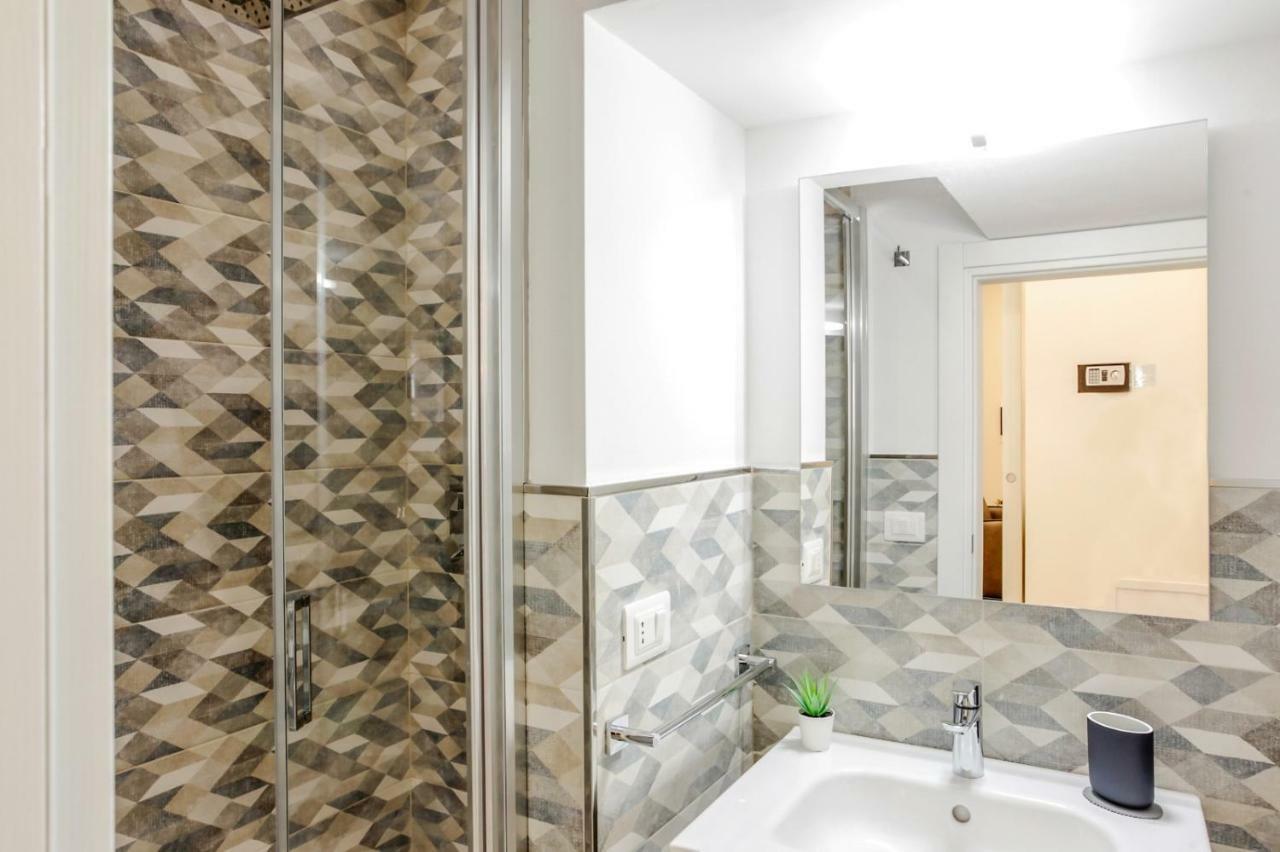 Bari Centrale Railway Station Apartment Екстериор снимка